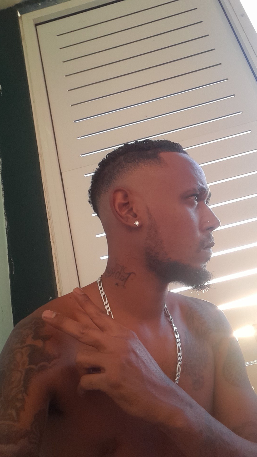 Profil de Eole, 29 ans, Rencontre à Brébeuf