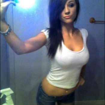 Profil de Eloa, 28 ans, Rencontre à Saint-Marcellin