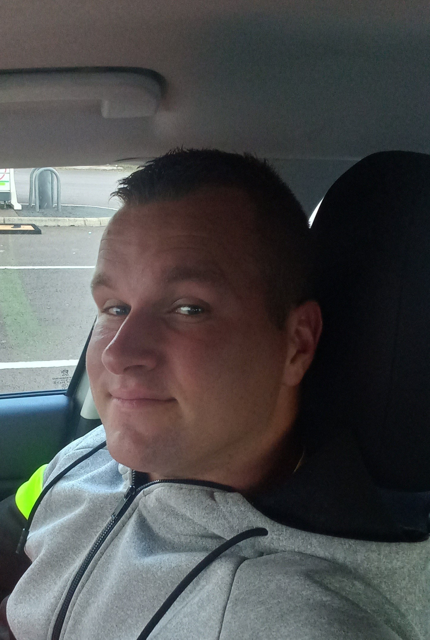 Profil de Najim, 27 ans, Rencontre à Mapleton