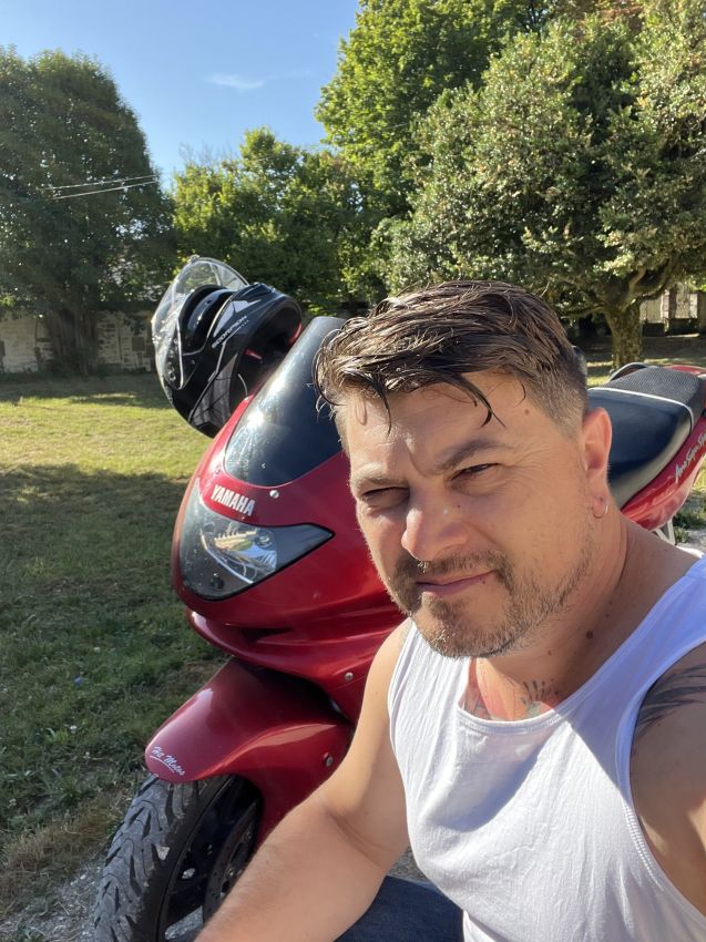 Profil de Adeodat, 42 ans, Rencontre à Cupar