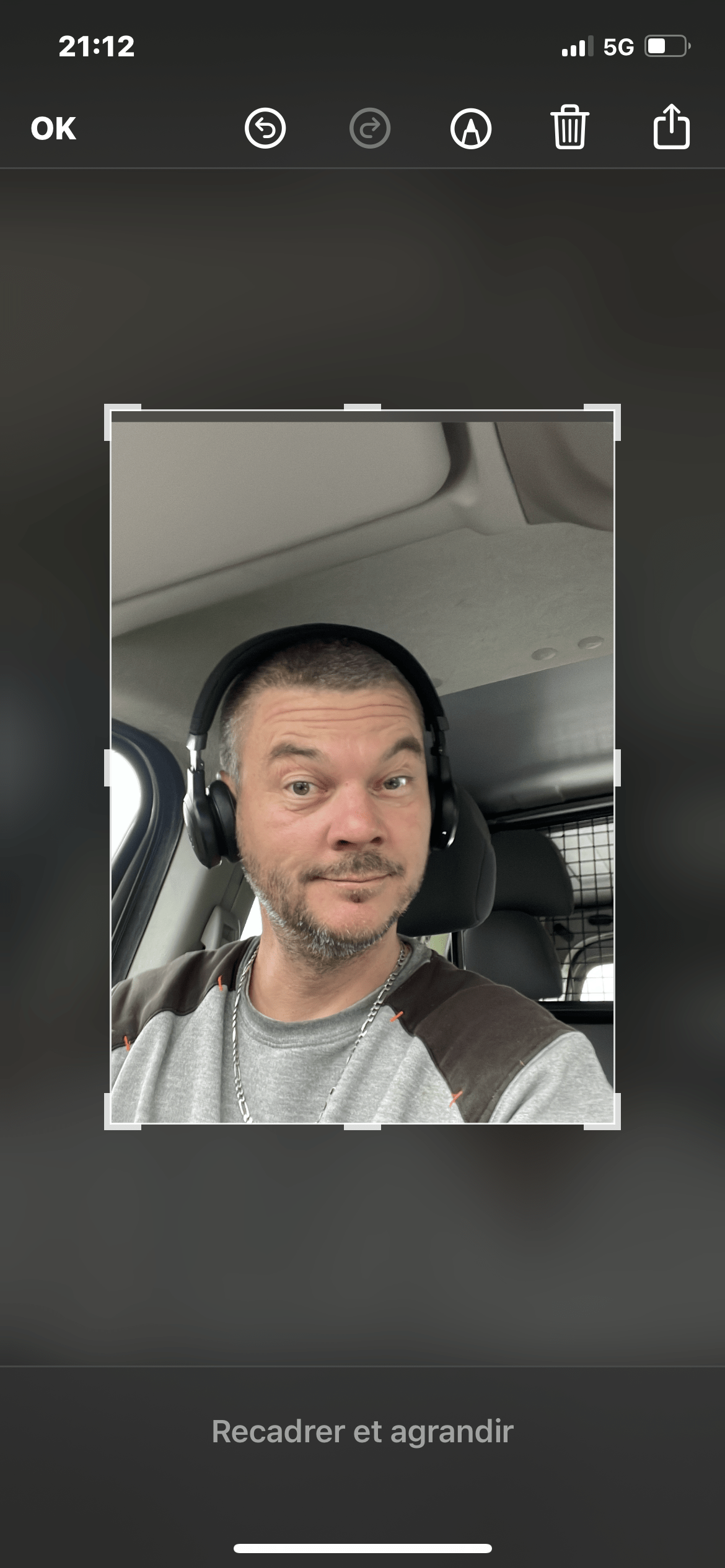 Profil de Costantino, 23 ans, Rencontre à Rougemont