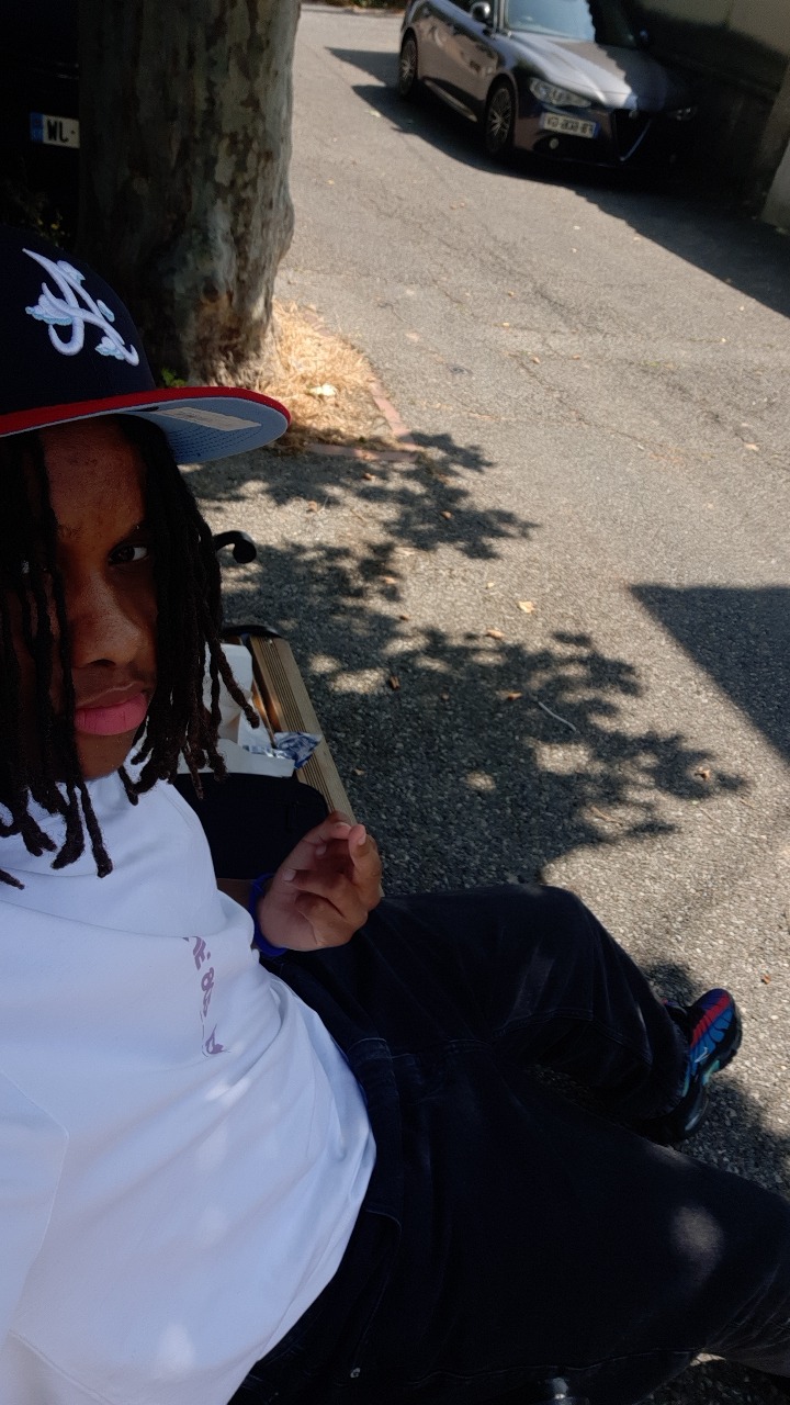 Profil de Adji, 19 ans, Rencontre à La Conception